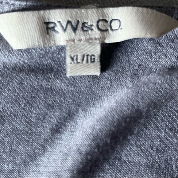 RW&CO Drape Front Ruched Top Chic Boho Minimalist V-Neck Size XL Gray - Picture 6 of 8